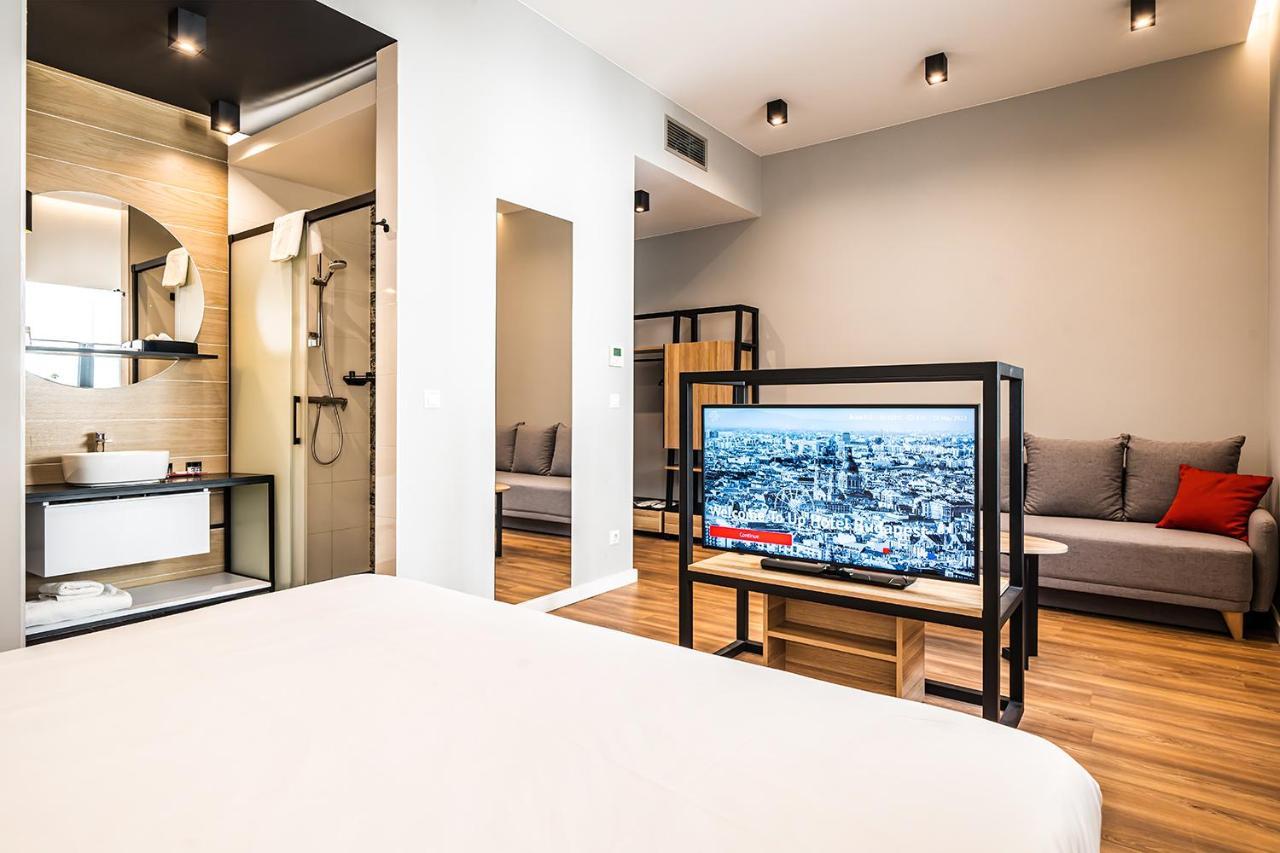 Quarto Superior com Sofá